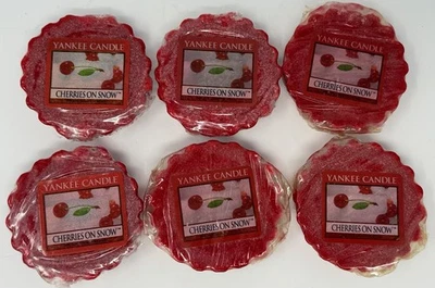 Yankee Candle CHERRIES ON SNOW Wax Potpourri Tart Melts, 0.8oz LOT OF 6 - Image 1 of 2