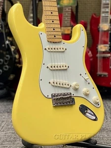 Fender Vendita Semestrale Stratocaster Americana Vintage Anni '70 - Giallo Bianco Refinis - Foto 1 di 10