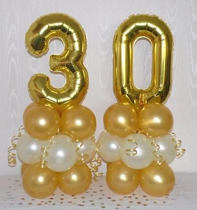 30th BIRTHDAY - AGE 30 - GOLD/ IVORY - FOIL BALLOON DISPLAY - TABLE CENTREPIECE - Foto 1 di 4