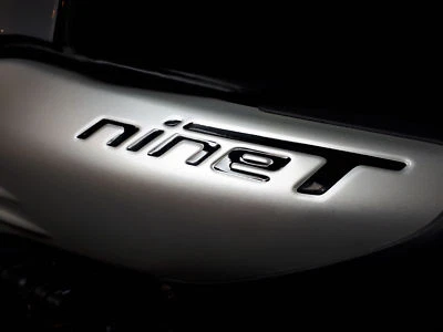 Aufkleber nineT Logo  Ansaugung / Verkleidung R nineT R9T R1200 - Bild 1 von 4