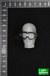 1:6 Scale ES 26067S Russia СОБР Булат SOBR - Goggles w/ Cover - Picture 1 of 2