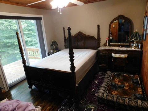 1930's 4 Piece Vintage Bedroom Set Cover