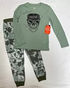 Neu mit Etikett Jungen Größe 6/7 (klein) Totenkopf Pyjama Schlafanzug fantastisch grün Wonder Nation 2-teilig - Bild 1 von 8
