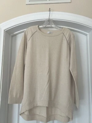 EUC BRUNELLO CUCINELLI  Cream Colored Cashmere Sparkly Silver Chain Accent L - Imagem 1 de 3