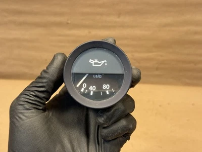 Jaguar XJ6 Series 3 1979-87 Veglia Oil Pressure Gauge 0946 333 9900 DAC2218 OEM - Image 1 of 4