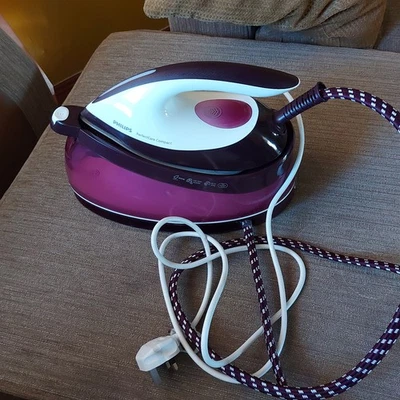 Plancha generadora de vapor Philips PerfectCare GC7842 SteamGlide Foto 1 de 4