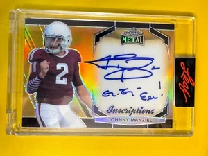 DA98614 2024 Foglia Metallo Iscrizioni AUTO Johnny Manziel Gig-Em! 42/99 - Foto 1 di 2