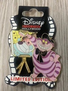 Disney DSSH Cheshire Cat & White Rabbit Alice in Wonderland Artist Pin LE 400 - Picture 1 of 3