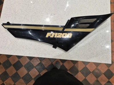Panel lateral derecho Yamaha FJ1200 FJ 1200 3CV. ENVÍO GRATIS Foto 1 de 2
