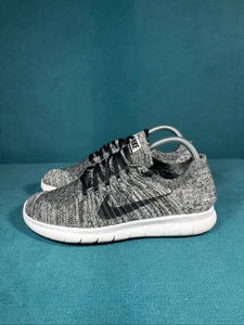 Talla 8.5 - Zapatos para mujer Nike Free Rn Flyknit negro/blanco - Imagen 1 de 9