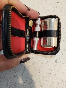Navaja de seguridad de viaje Gillette vintage con estuche de cuero - Imagen 1 de 5