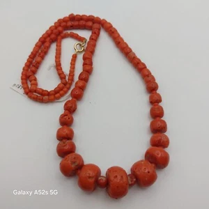 Mediterrane rote Korallen Halskette, Fassform, vergoldeter Silberverschluss - Bild 1 von 11