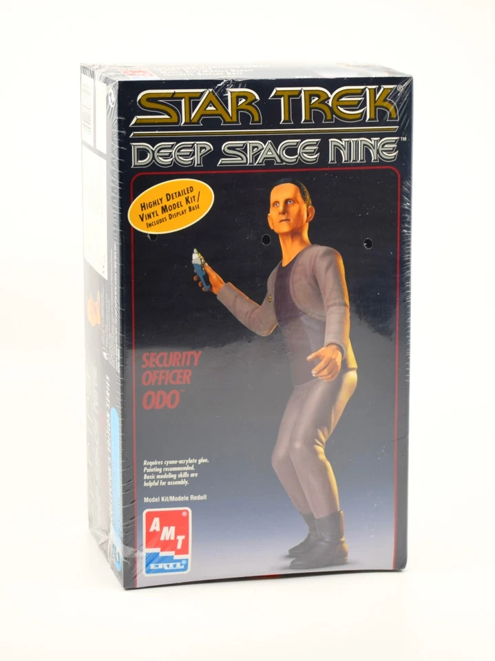 AMT 8761 1/6 Star Trek Deep Space Nine Security Officer Odo Vinyl Model Kit - Image 1 of 1