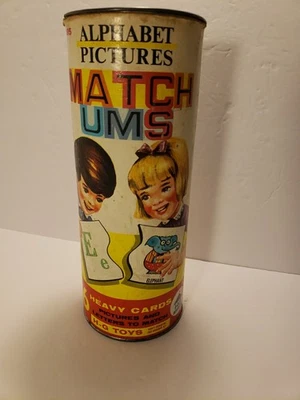 复古 20 世纪 60 年代 H G 玩具字母图片火柴和儿童房间装饰货架坐垫  — 第 1/4 张图片