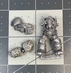 Rogue Trader 40K SPACE MARINE TERMINATOR POWER FIST #1 metal GW 1989 OOP BC25 - Picture 1 of 2