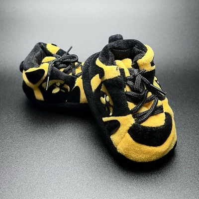 University of Iowa Hawkeyes NCAA Baby 1st Slippers Comfy Feet 0-9 mo. - Image 1 of 4