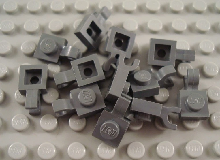 LEGO Lote de 12 Placas Clip Horizontal Gris Azulado Oscuro 1x1 Piezas y Piezas Foto 1 de 1