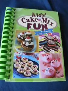 Kids Cake Mix Fun and More - Plastic Comb By Bev Bennett 2005 Publications Inter - Imagen 1 de 5