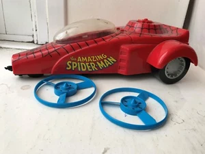 MARVEL SUPER HEROES TOYBIZ THE AMAZING SPIDER-MAN DRAGSTER FIGURE VEHICLE - Picture 1 of 4