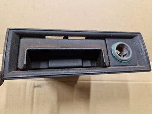 CENICERO Y ENCENDEDOR VW CADDY JETTA MK1 TABLERO DE INSTRUMENTOS 161857325B - Imagen 1 de 7
