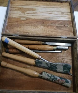 Juego de 6 herramientas antiguas para tallar madera con caja antigua 1 está marcado Union Hardware Co - Imagen 1 de 24