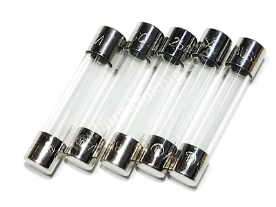 8636-018-004 (5 PIECES) FUSE, 2.5A  250VAC  0.25 x 1.25 - Image 1 of 2