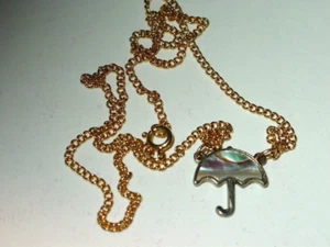 UMBRELLA VINTAGE 1970's COVERED 16" NECKLACE MADE IN USA - Picture 1 of 2