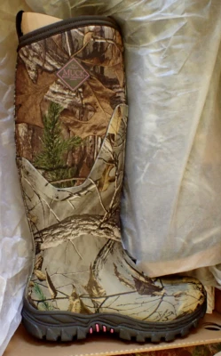 MUCK WOMENS SIZE 6 ARTIC HUNTER TALL WINTER HUNTING BOOTS REALTREE NEW IN BOX - Image 1 of 4