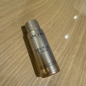 Lancome Absolue Essence In Lotion - 10 ml - Rose 80 - Picture 1 of 2