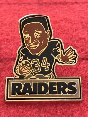 OAK- RAIDERS TEAM NFL. Broche de lapela BO JACKSON #34 PLAYER. NUNCA USADO. RARO. VINTAGE - Imagem 1 de 4