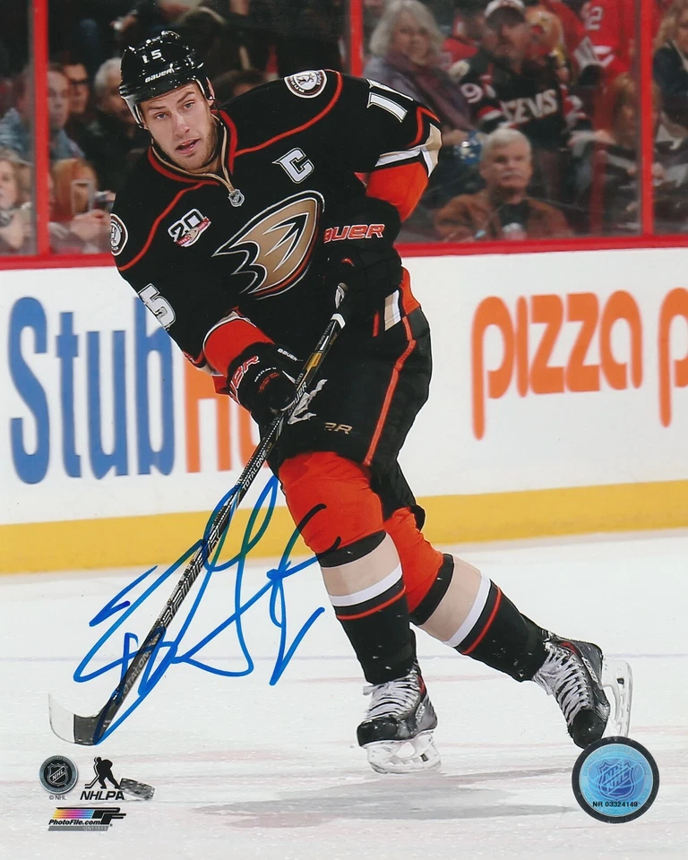 FOTO 8X10 AUTOGRAFIADA DE PATOS RYAN GETZLAF ANAHEIM B Foto 1 de 1