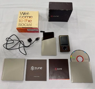 Reproductor multimedia digital Microsoft Zune 10 30 GB con caja y accesorios funciona muy bien Foto 1 de 4