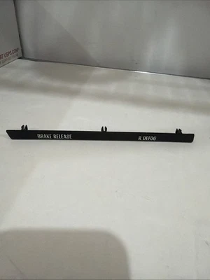 Nuevo de Lote Antiguo 1973-1977 Olds Cutlass Supreme Dash Bisel Borde Estacionamiento Freno Liberación Foto 1 de 4