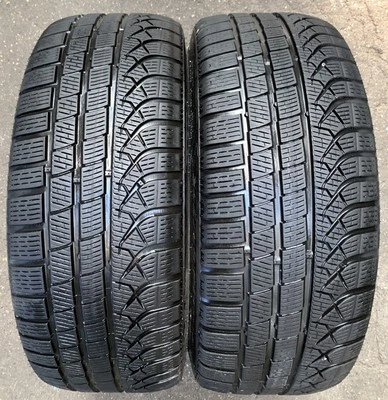 2 neumáticos de invierno Pirelli Pzero TM invierno * RSC M+S 245/40 R19 98V RA1325 Foto 1 de 3