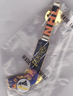 NHL PITTSBURGH PENGUINS GOALIE STICK Lapel Pin - Image 1 of 2