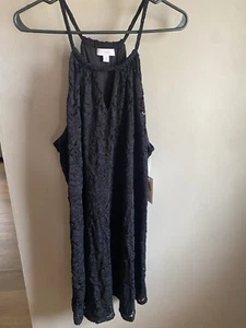 Women's Dresses - Picture 1 of 4