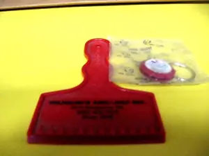 AMC Jeep Dealer Christmas Stocking Stuffer New Vintage Keychain + Ice Scrapper - Picture 1 of 2