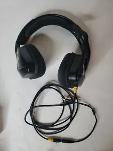 CORSAIR RDA0002 Gaming Headset Headphones Black W/ Microphone READ - Picture 1 of 5