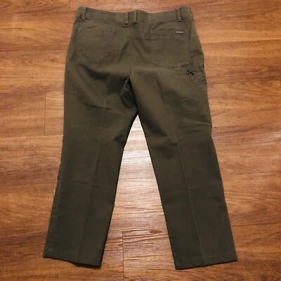 Pantalones de senderismo Columbia elásticos de lona Omni-Shield calce recto para hombre 38x32 verde Foto 1 de 4