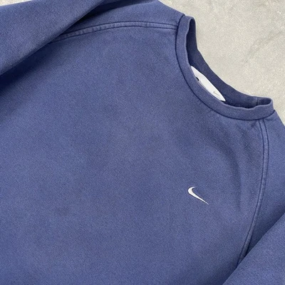 Sudadera De Colección Nike Para Hombres Talla XL Azul En Blanco Cuello Redondo Gris Etiqueta Swoosh Y2K *MANCHAS Foto 1 de 4