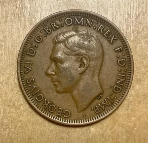 1942 Australian Large Bronze Penny George VI w/Kangaroo 1047 - Picture 1 of 2