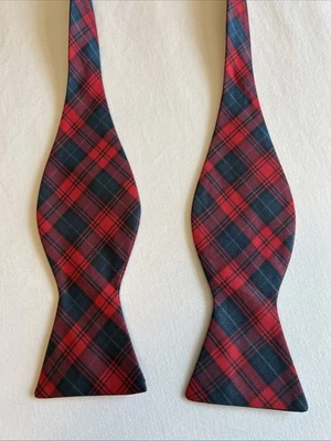 Gravata borboleta Neiman Marcus seda vermelha verde xadrez larga auto gravata - Imagem 1 de 4
