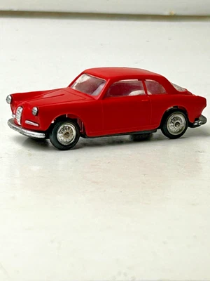Norev 1/43 Scale Alfa Romeo Giulietta Sprint 1300 Coupe - Image 1 of 4