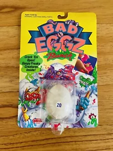 Bad Eggz Bunch 1992 vintage sellado #20 púrpura Omletto cristalino - Imagen 1 de 3