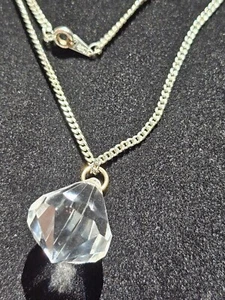 Vintage klarer Facettenschliff klarer Kristall Anhänger an zierlicher 18k GP geprüft Kette  - Bild 1 von 21