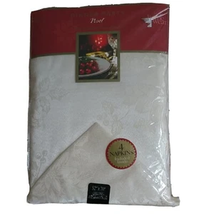 Homewear Tablecloth Holiday Holly, Ivory 52" x 70" Oblong with Napkins - Picture 1 of 4