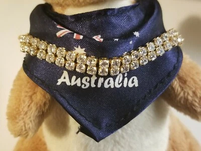 Pulsera de tenis con zafiros blancos creados en laboratorio de corte redondo Foto 1 de 4