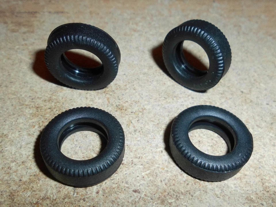 Scalextric brand new super grippy formula junior / Healey tyres superb spares W - Image 1 of 1