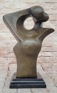 Estatua figuras formas humanas abstractas - Escultura moderna de bronce sobre base de mármol - Imagen 1 de 10