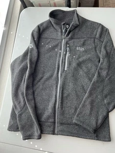 Stio Jacke Herren XL dunkelgrau Full Zip Fleece Outdoor Taschen LOGO - Bild 1 von 10